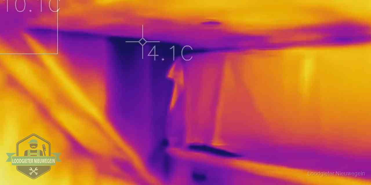 Warmtebeeldopname van een vloerconstructie tijdens lekdetectie in Nieuwegein
